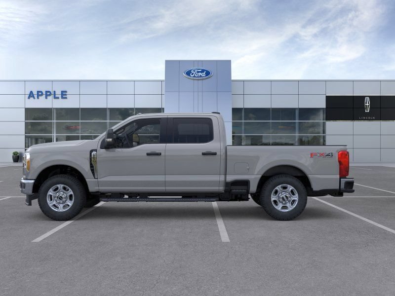 New 2026 Ford F250 XLT w/ FX4 Off-Road Package AWD/4WD image 3
