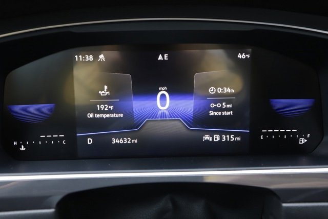 Used 2023 Volkswagen Tiguan SE image 26