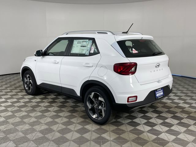New 2026 Hyundai Venue SEL FWD image 5