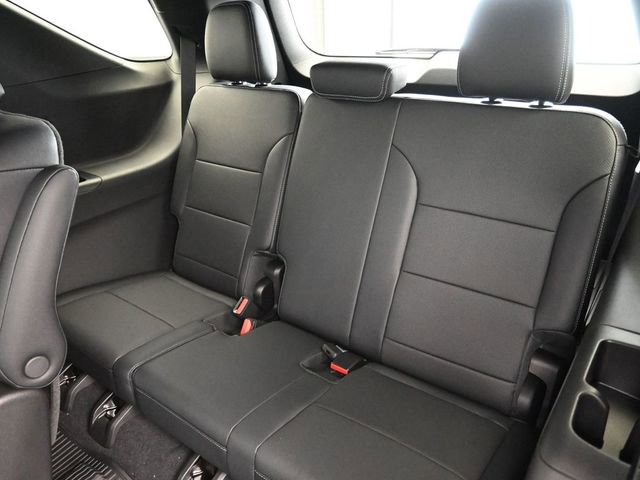 New 2026 Chevrolet Traverse LT w/ Driver Confidence Package FWD image 41