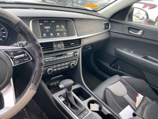Used 2020 Kia Optima FWD image 11