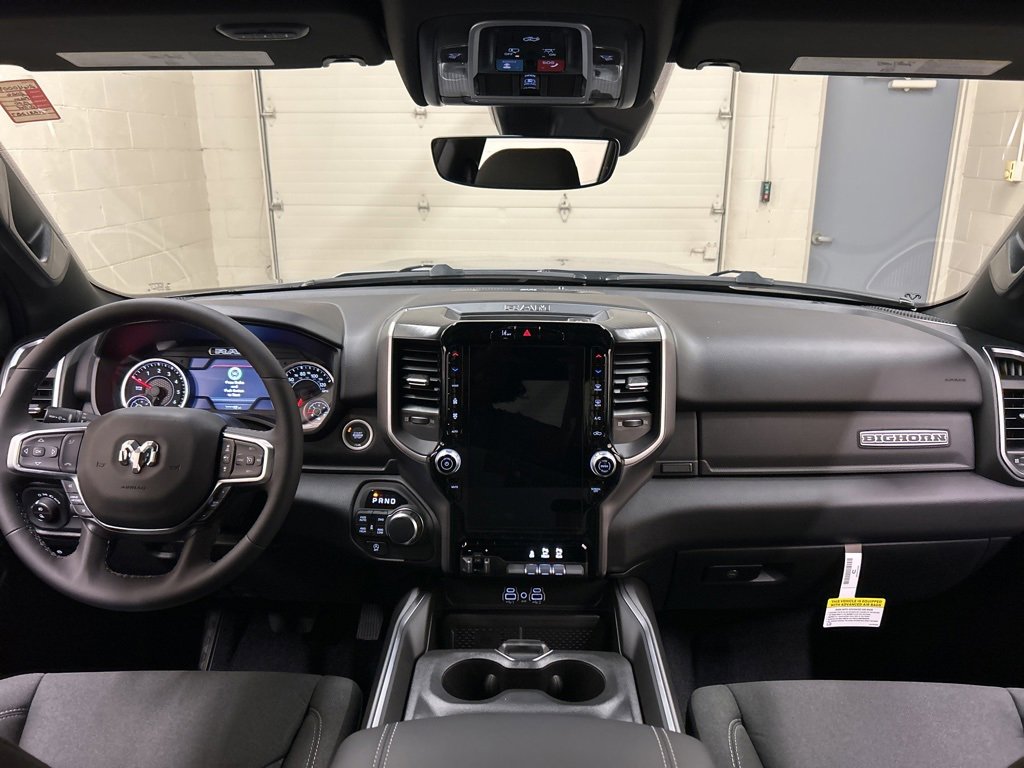 New 2026 RAM 1500 4x4 Crew Cab image 18