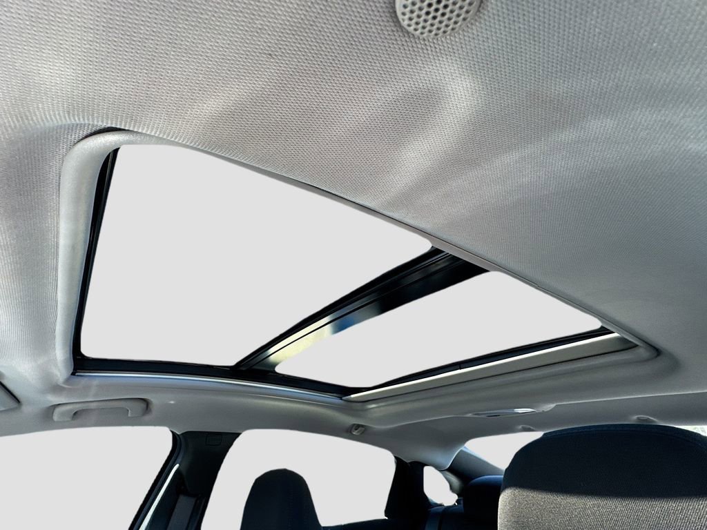 Used 2022 Chevrolet Malibu LT FWD image 20