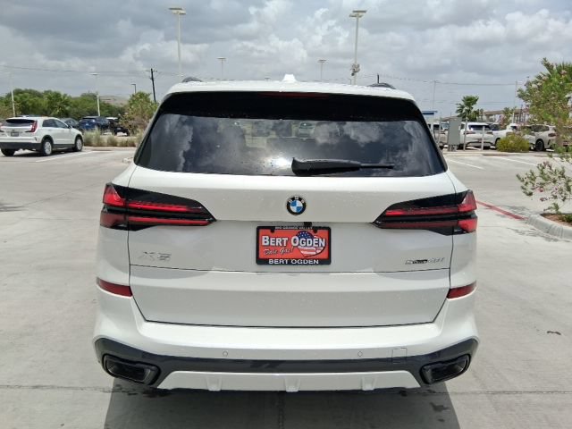 New 2026 BMW X5 sDrive40i w/ M Sport Package RWD image 5