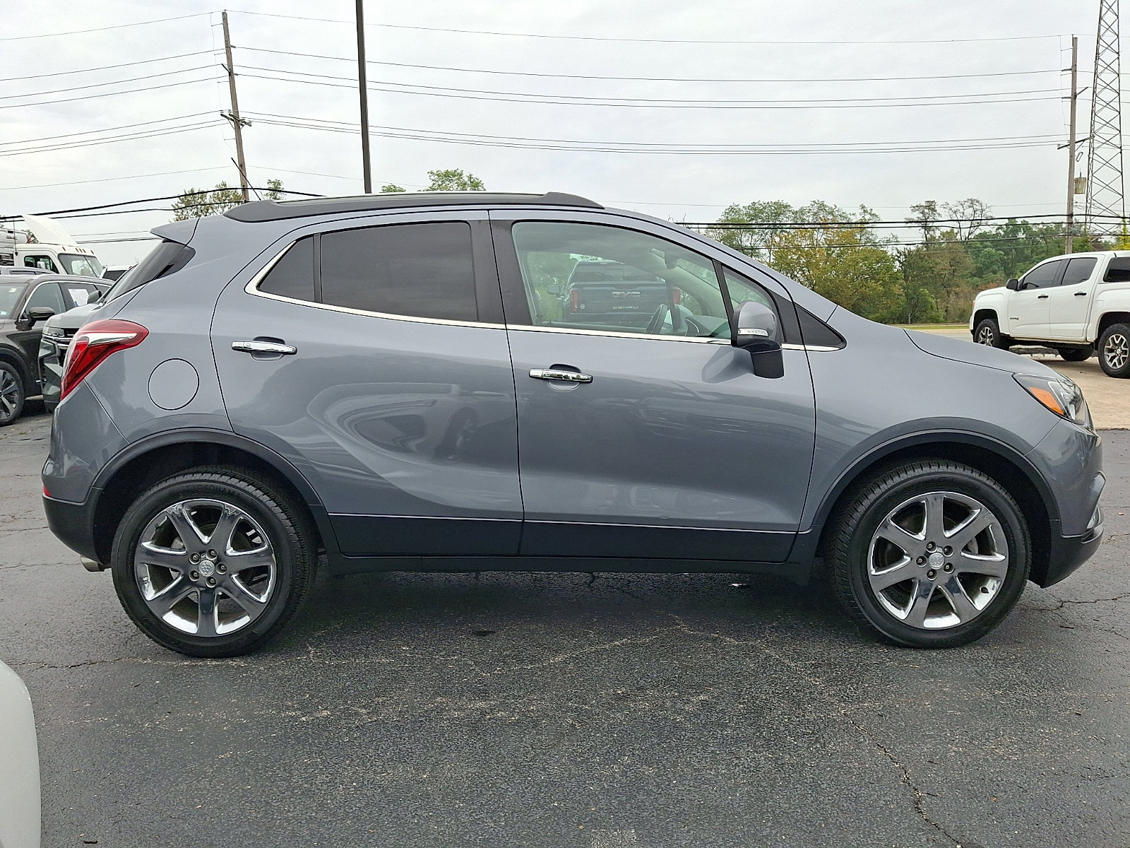Used 2019 Buick Encore Essence AWD/4WD image 7
