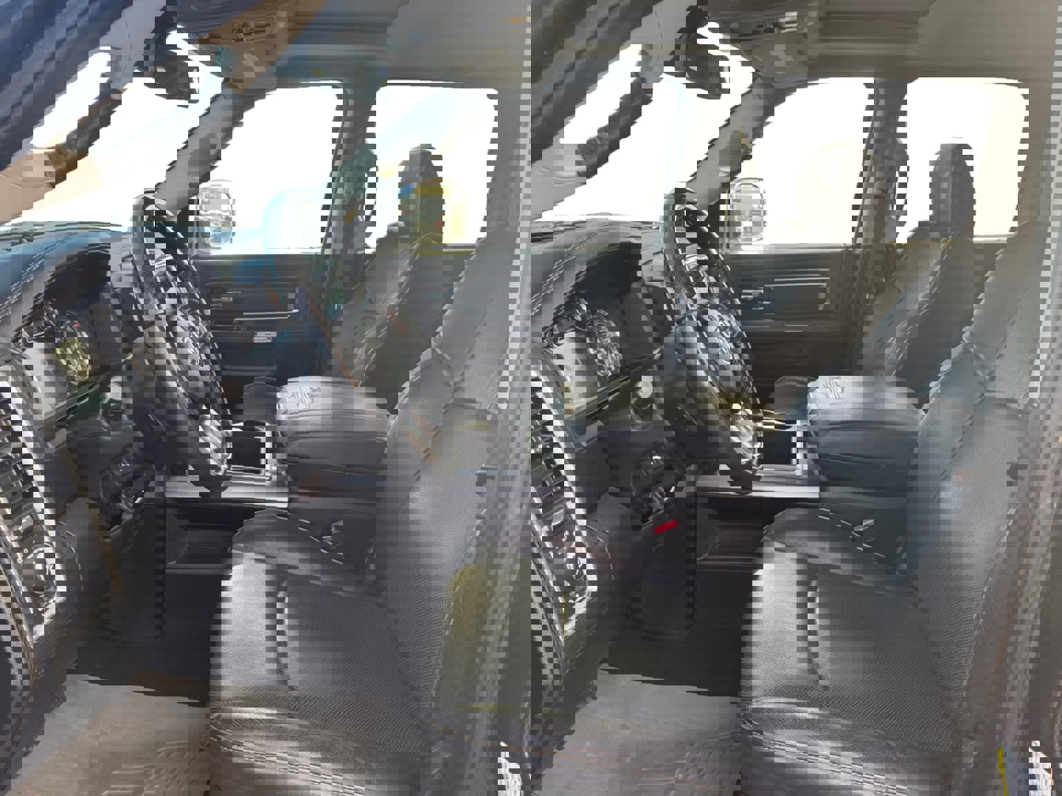 Used 2015 RAM 3500 Laramie Longhorn image 10