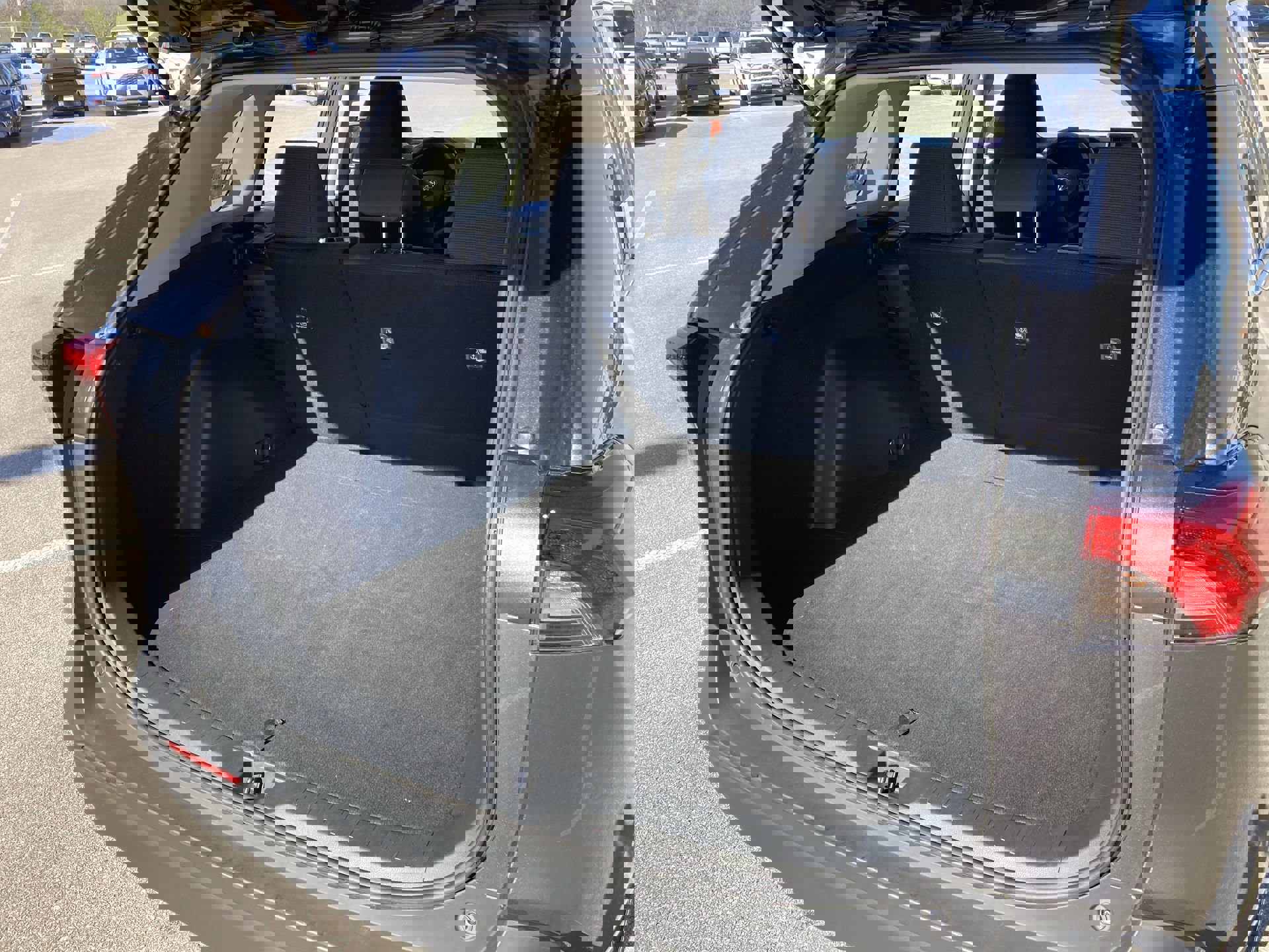 Certified 2025 Toyota RAV4 LE image 22