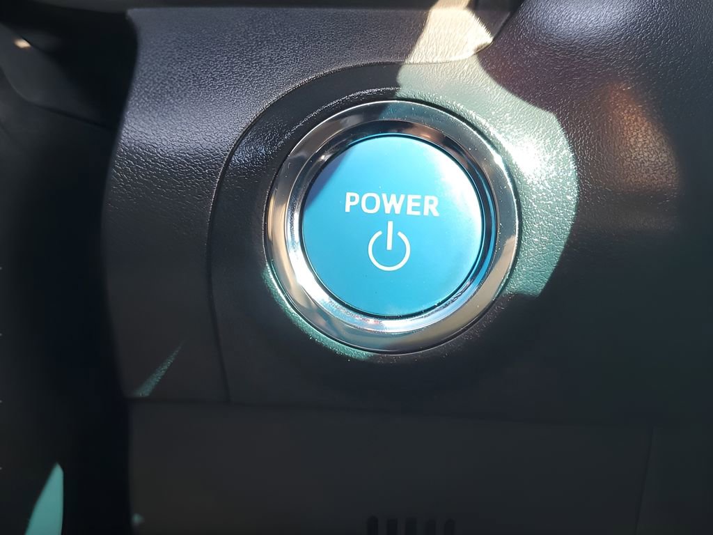 Used 2020 Toyota Avalon XSE image 39