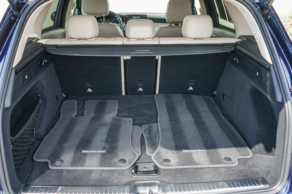 Used 2022 Mercedes-Benz GLC 300 4MATIC image 24