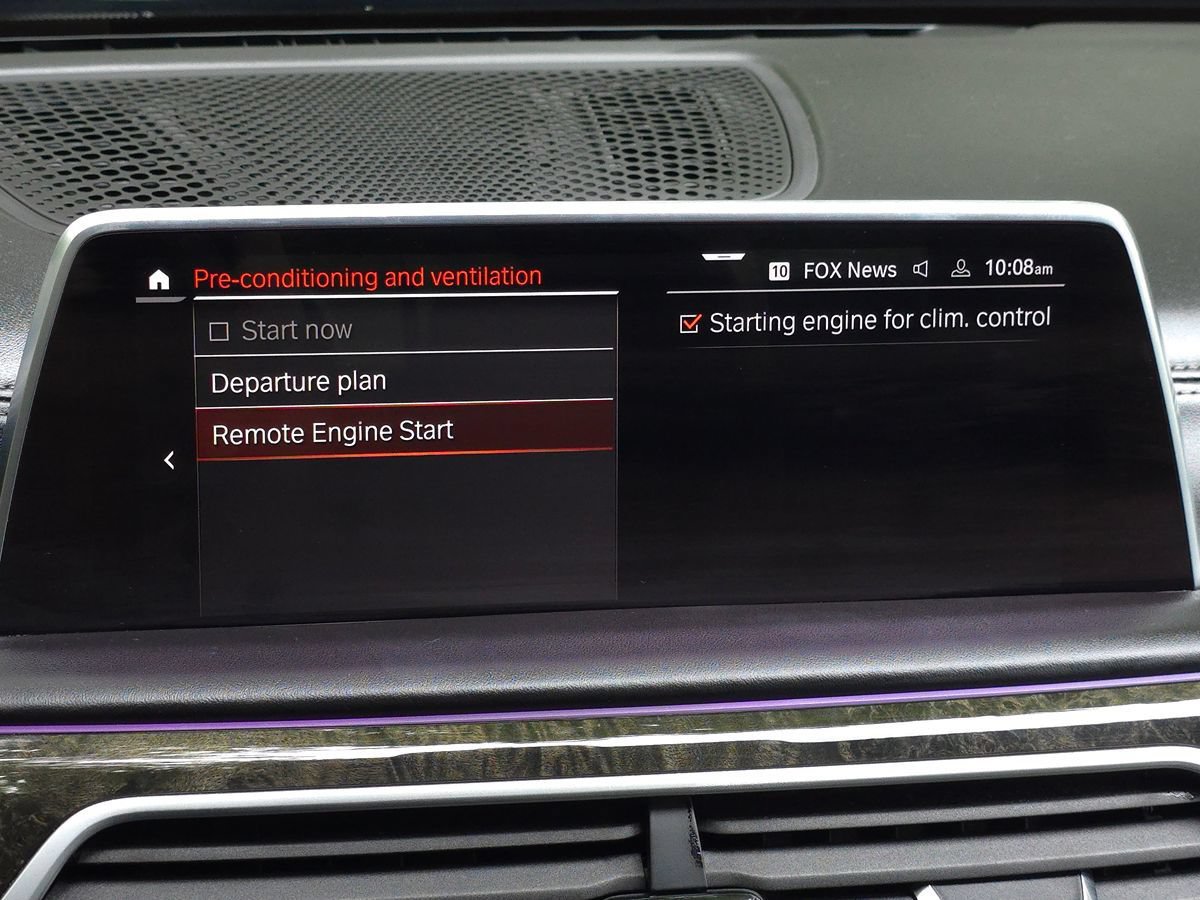 Used 2020 BMW 750i xDrive w/ Executive Package AWD/4WD image 58