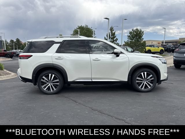 Used 2024 Nissan Pathfinder Platinum AWD/4WD image 3