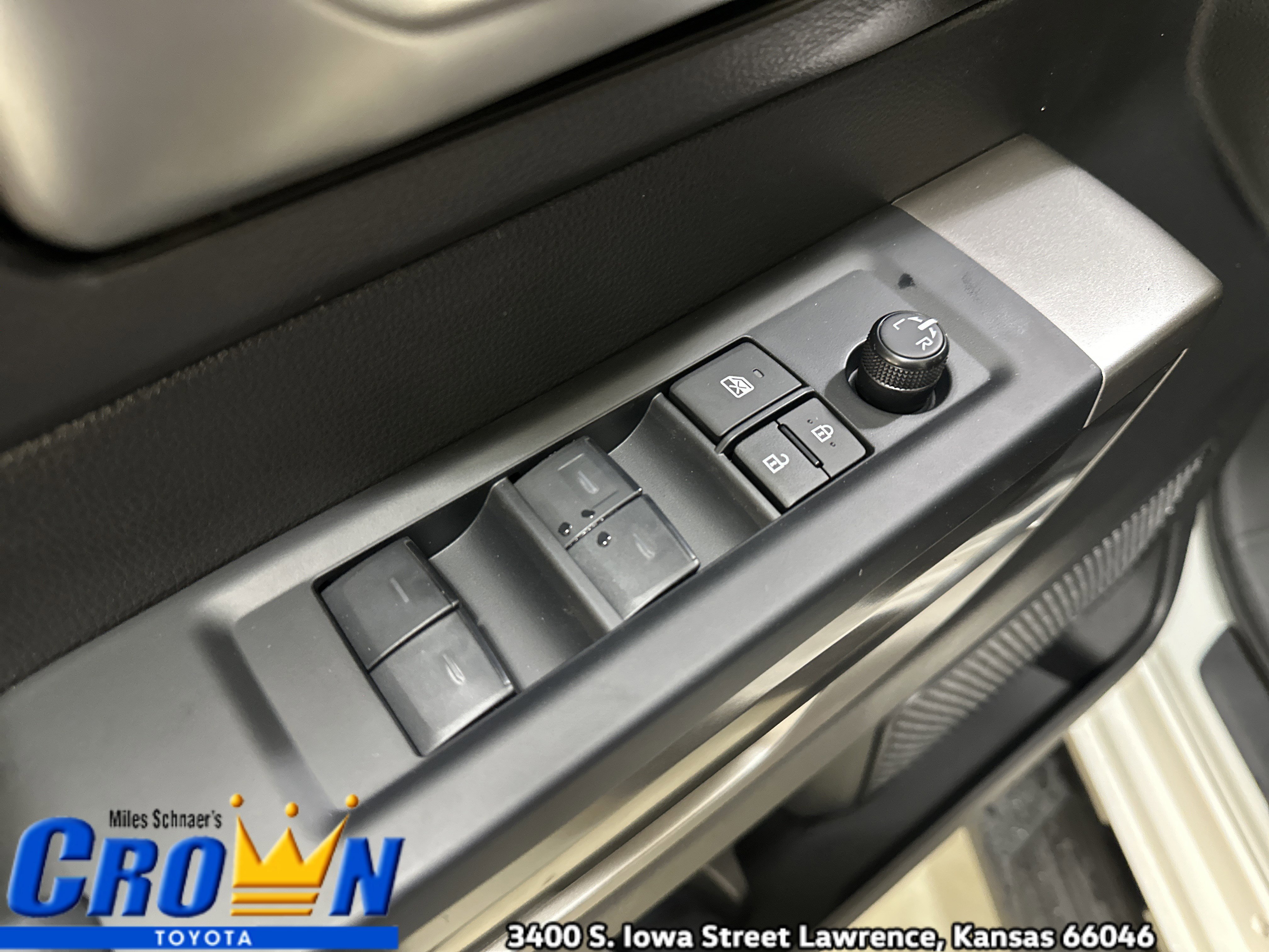 New 2026 Toyota Tundra SR5 image 18