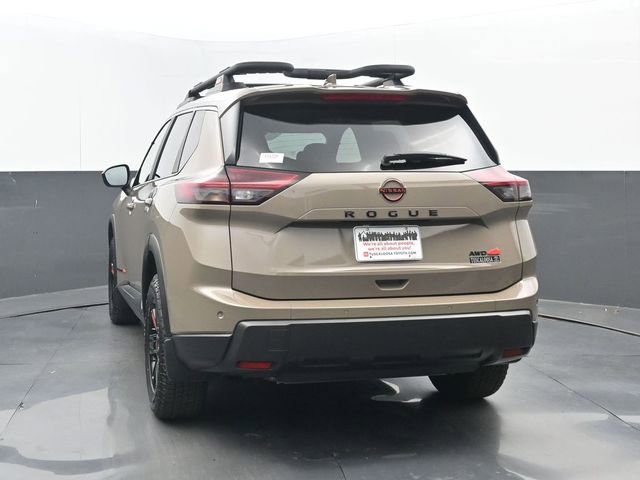 Used 2025 Nissan Rogue SV image 35