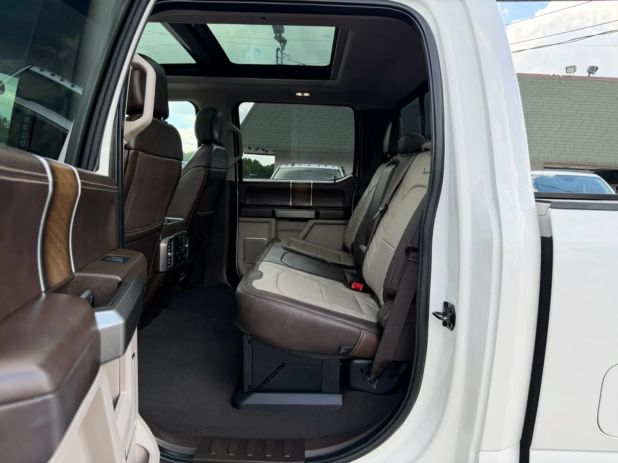 Used 2019 Ford F250 Limited AWD/4WD image 26