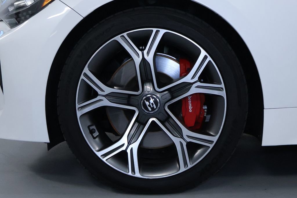 Used 2019 Kia Stinger GT2 image 35