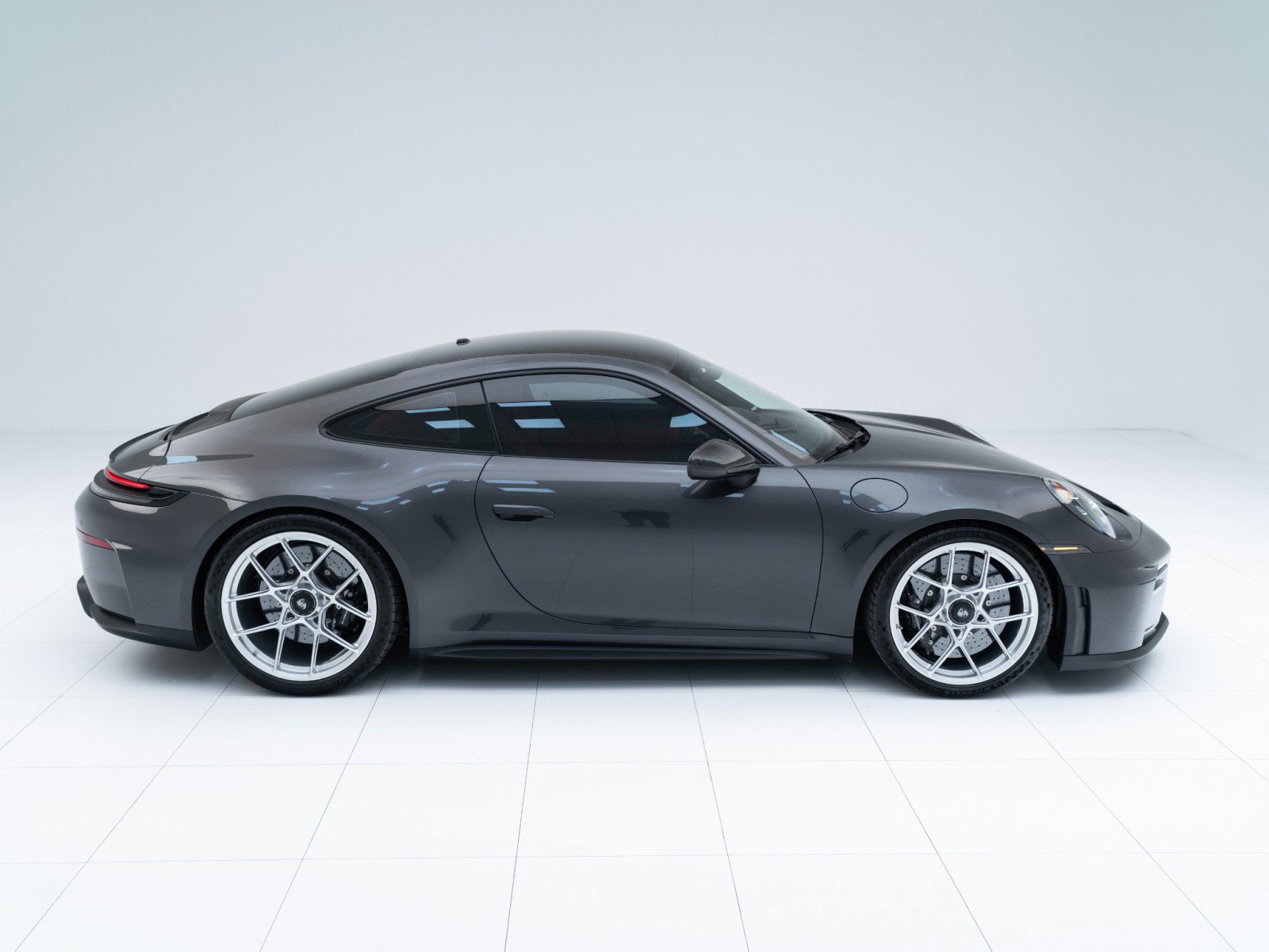 Certified 2026 Porsche 911 GT3 RWD image 8