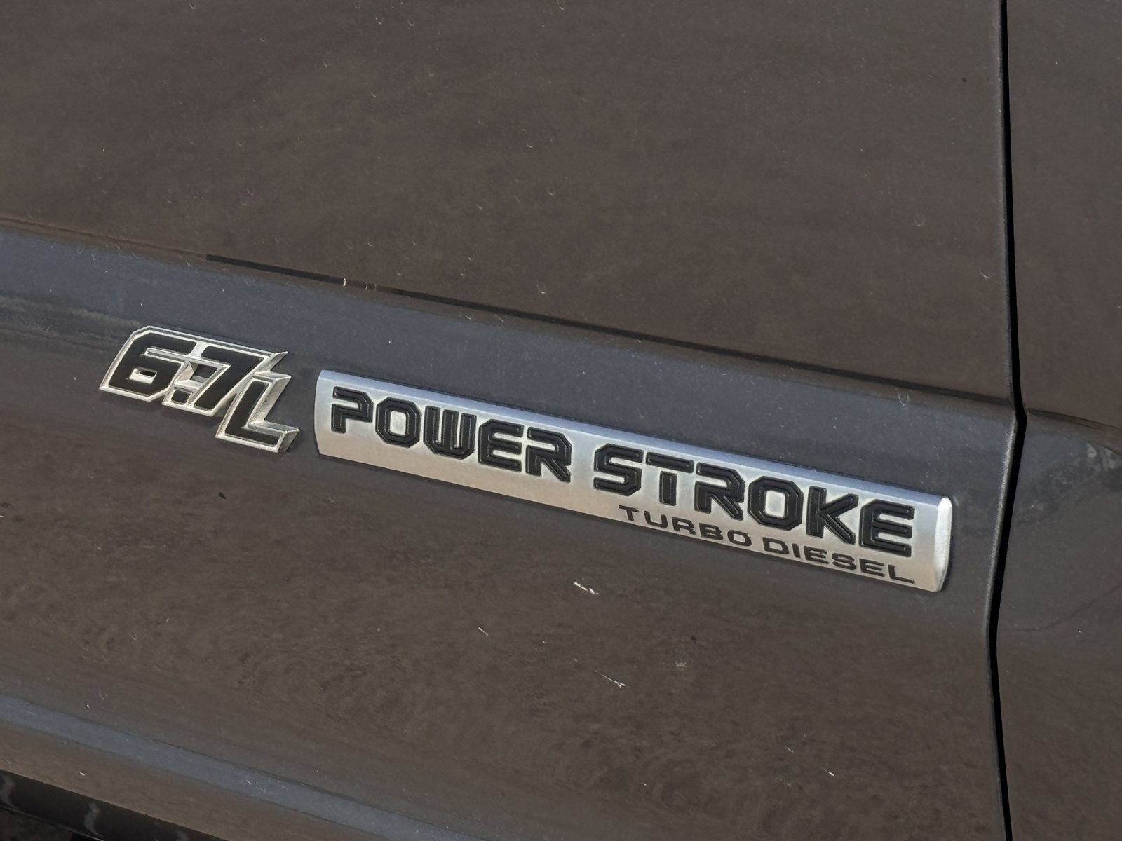 Used 2022 Ford F350 Lariat w/ Black Appearance Package image 12