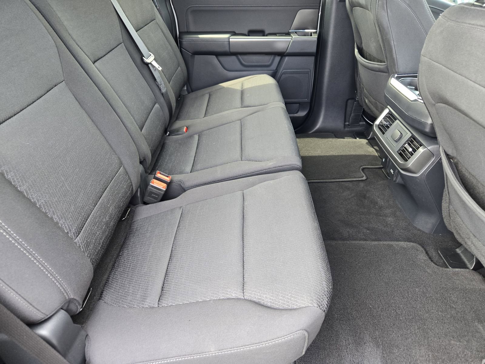 Used 2024 Ford F150 XLT w/ Equipment Group 302A MID RWD image 30