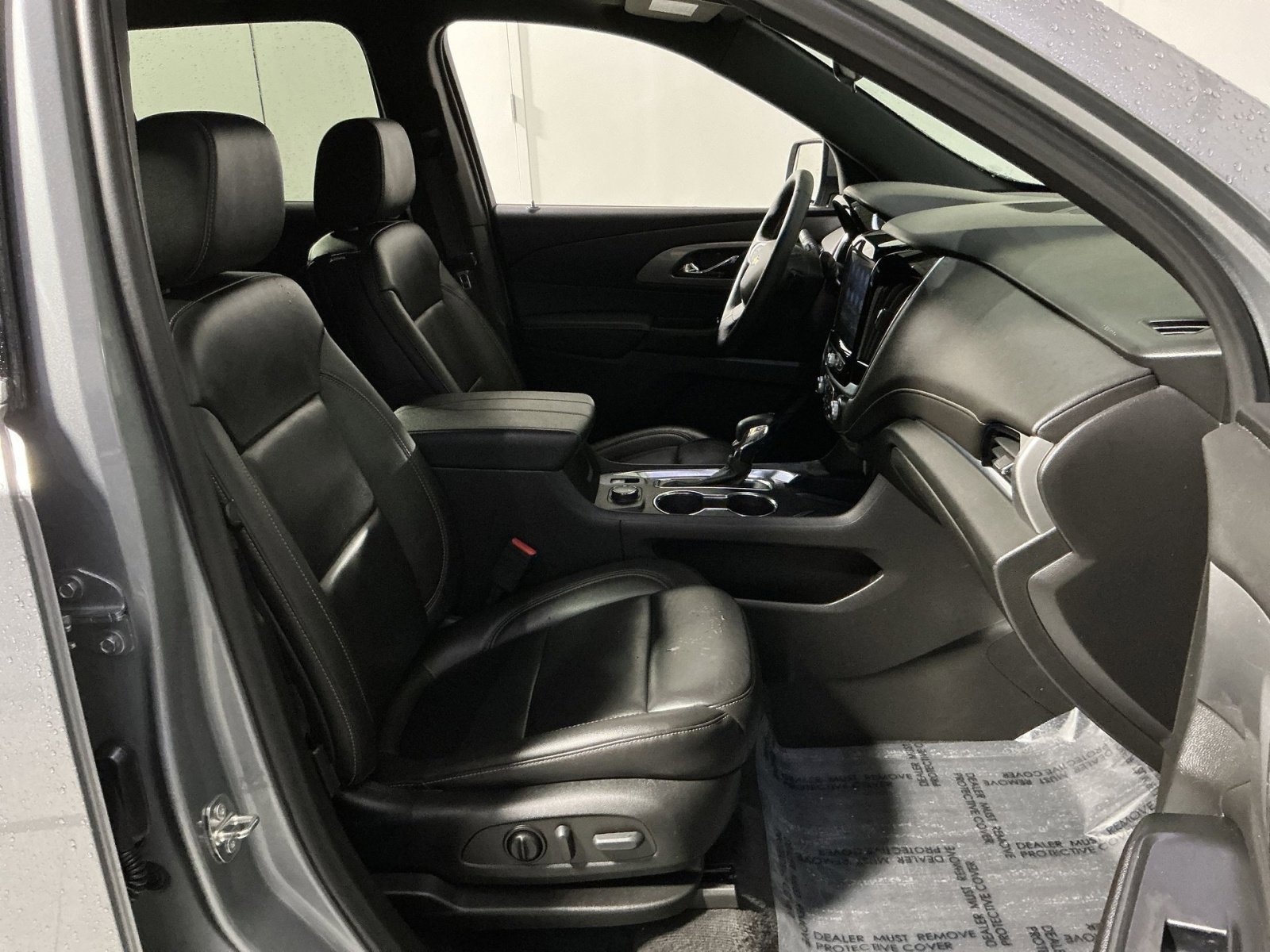 Used 2023 Chevrolet Traverse LT w/ LPO, Floor Liner Package image 34