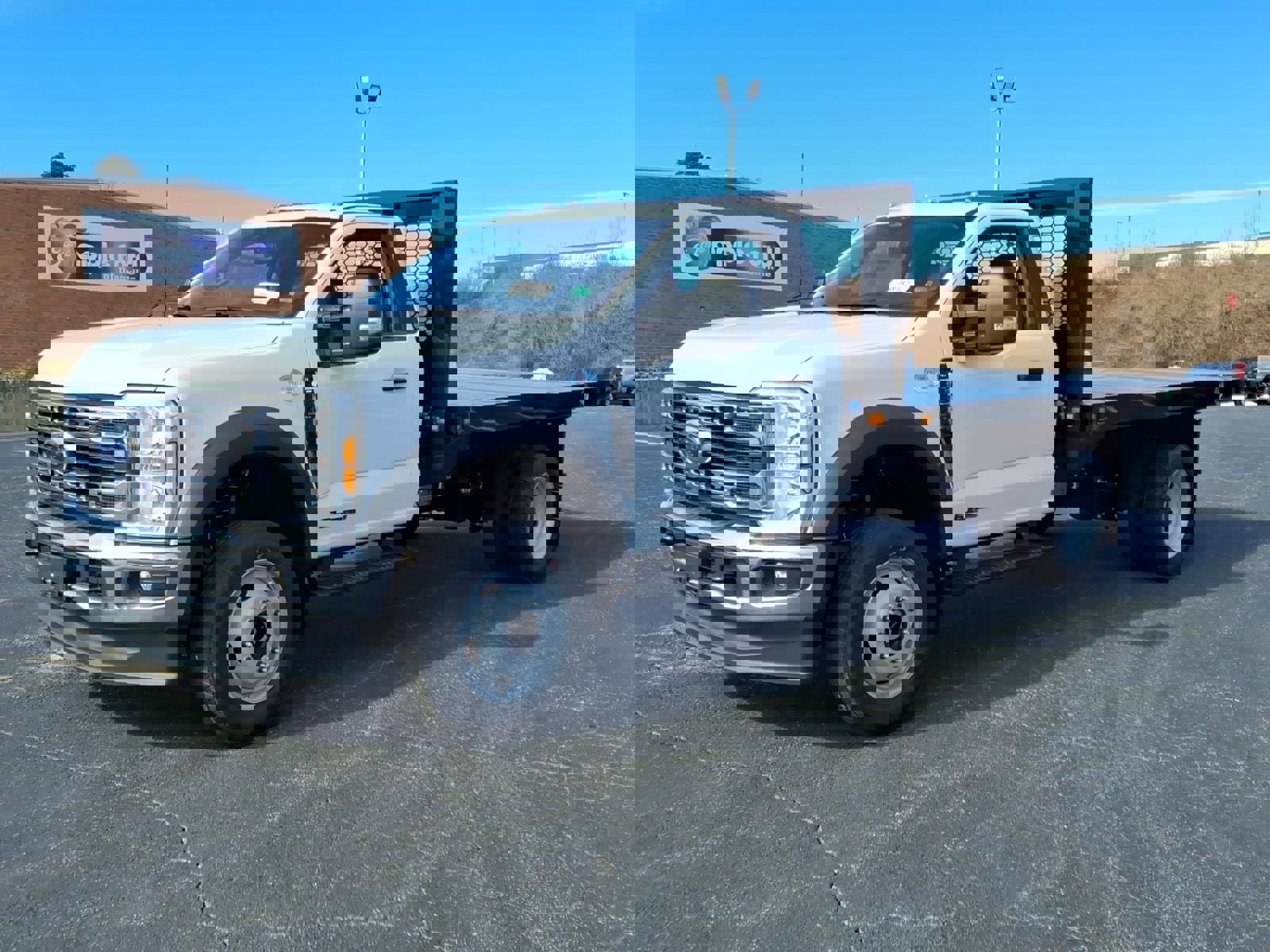 New 2025 Ford F550 4x4 Regular Cab Super Duty image 32