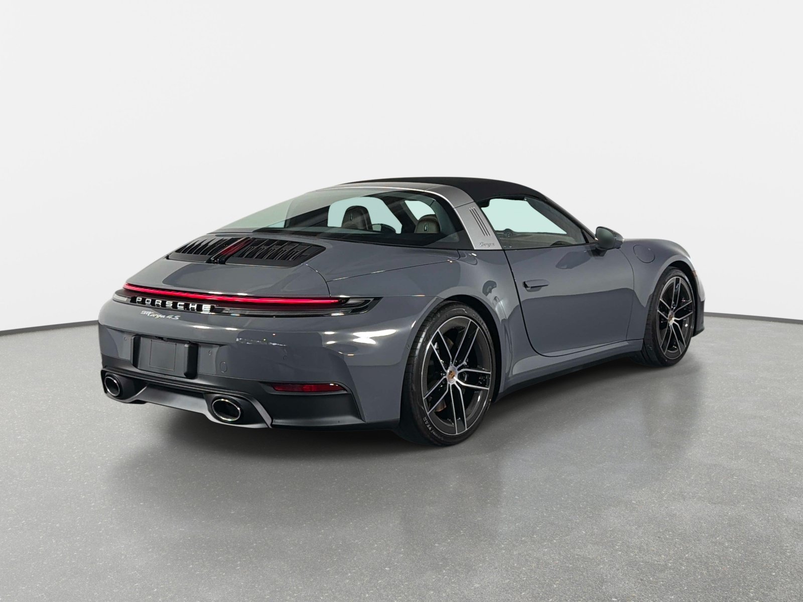 Used 2026 Porsche 911 Targa 4S AWD/4WD image 3
