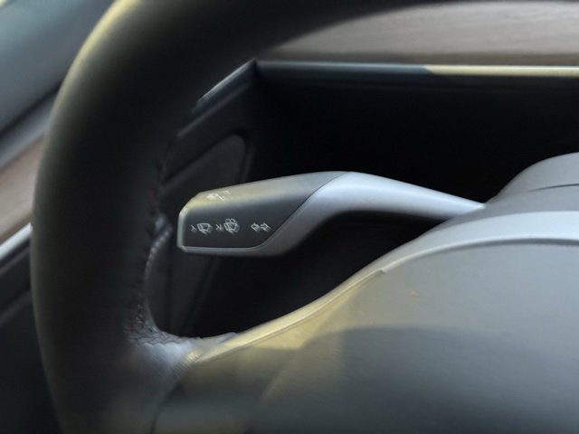 Used 2022 Tesla Model 3 Long Range image 25