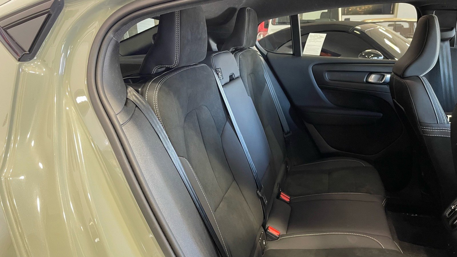 Used 2024 Volvo C40 P8 Recharge Ultimate w/ Protection Package Premier AWD/4WD image 43