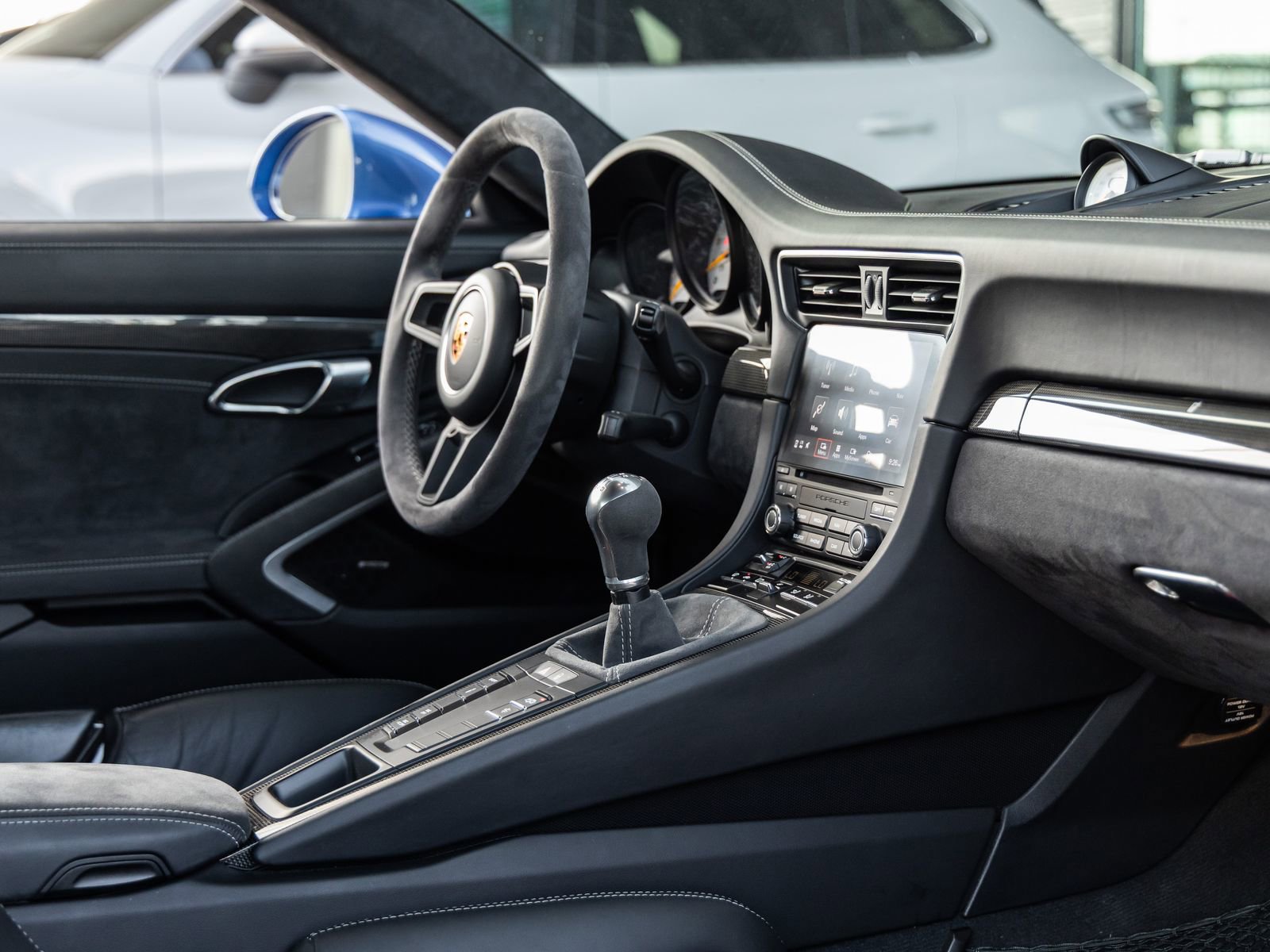 Certified 2018 Porsche 911 GT3 image 50