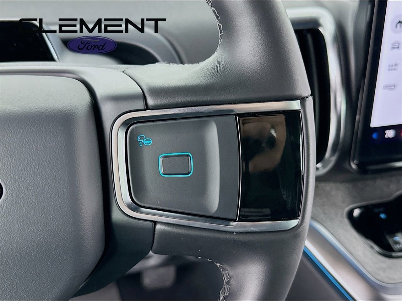 New 2026 Ford Expedition Tremor image 16