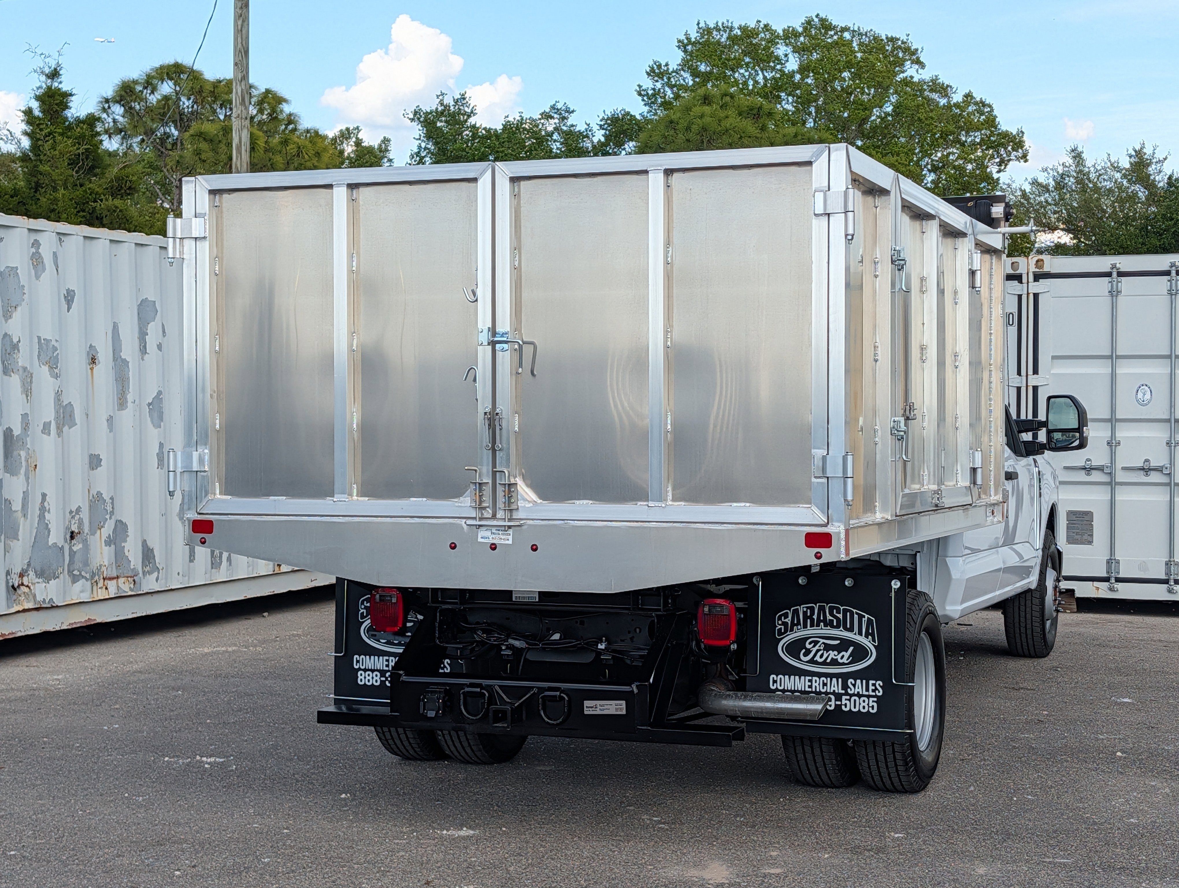New 2026 Ford F350 XL w/ XL Chrome Package RWD image 5