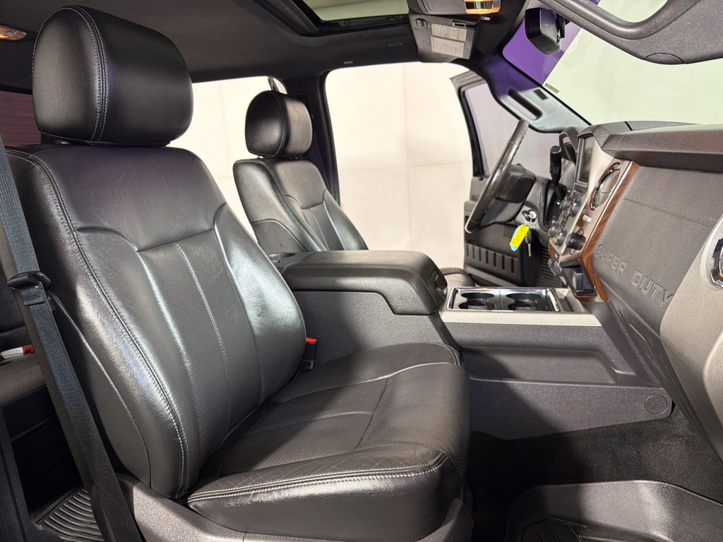 Used 2016 Ford F250 Lariat w/ Lariat Ultimate Package AWD/4WD image 24