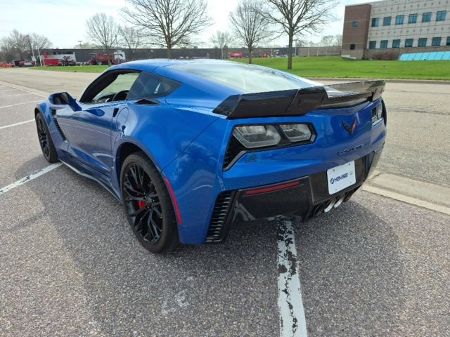 Used 2016 Chevrolet Corvette Z06 w/ 3LZ Preferred Equipment Group image 8