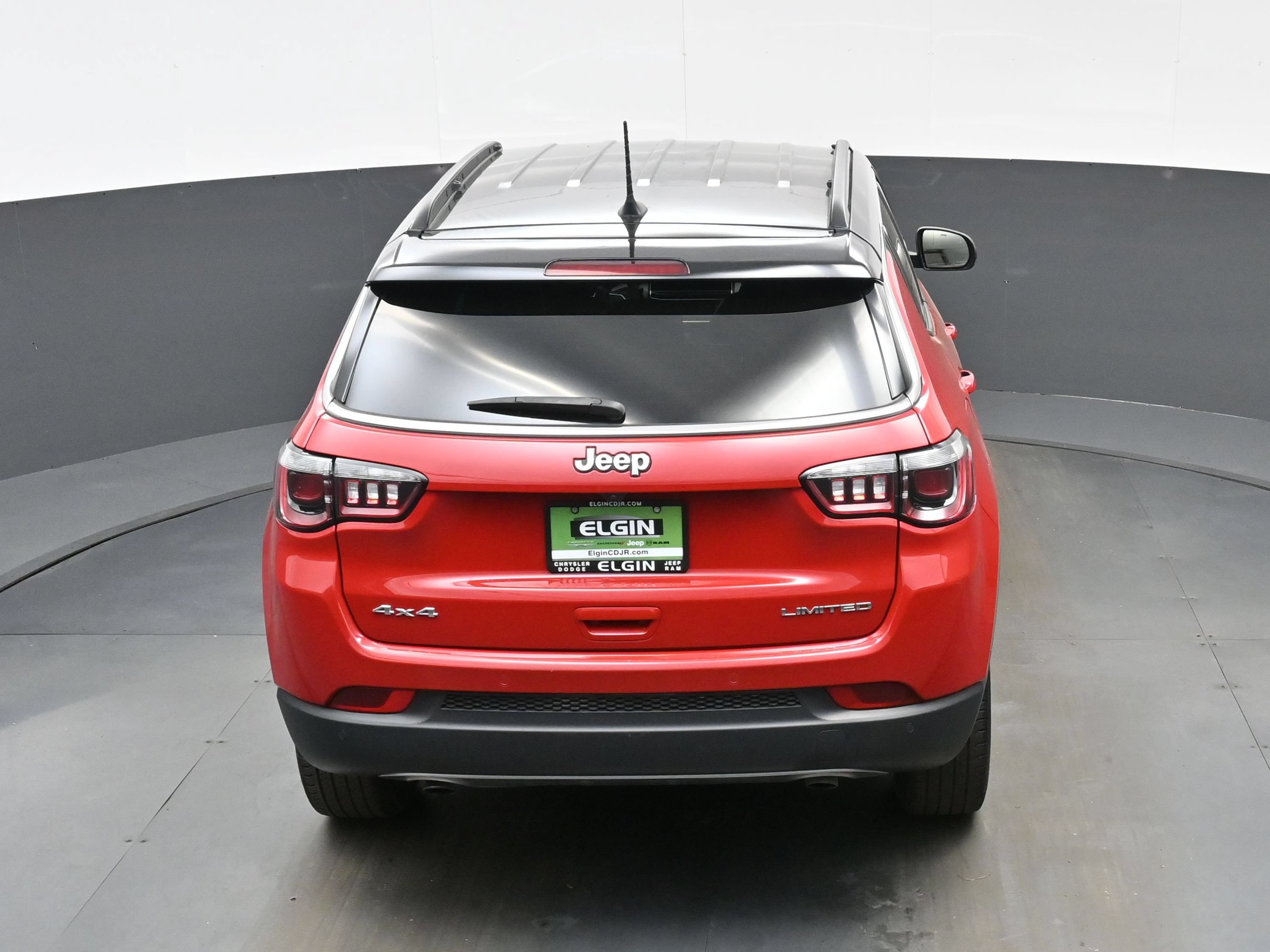 Used 2023 Jeep Compass Limited AWD/4WD image 38