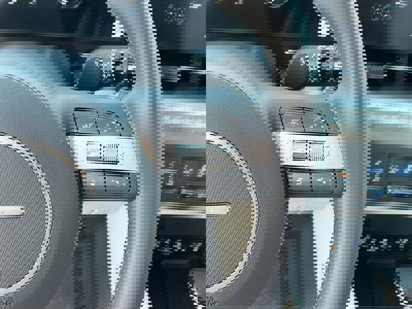 Certified 2026 Hyundai Kona SEL Sport image 32