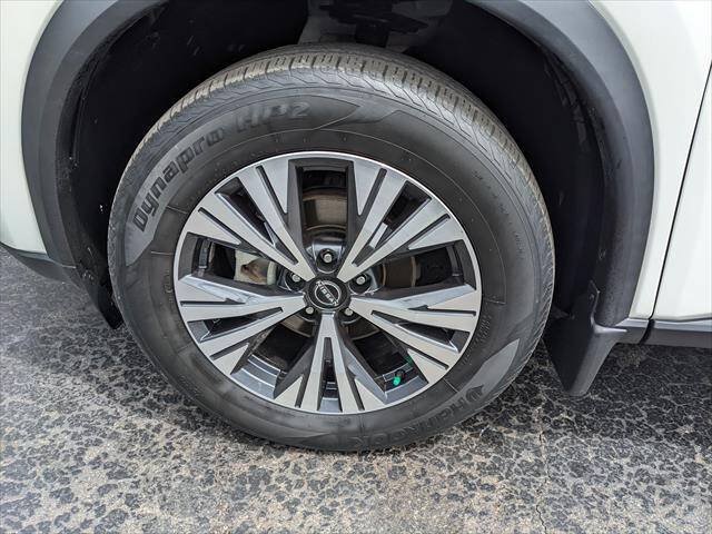 Used 2023 Nissan Rogue SV w/ SV Premium Package AWD/4WD image 8