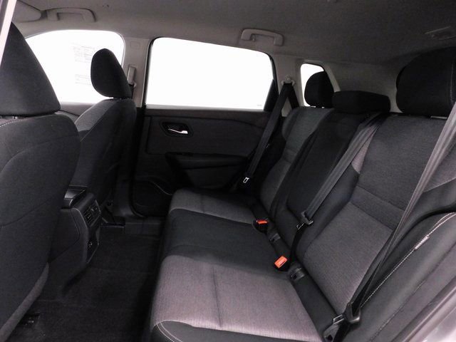 Certified 2023 Nissan Rogue SV image 25