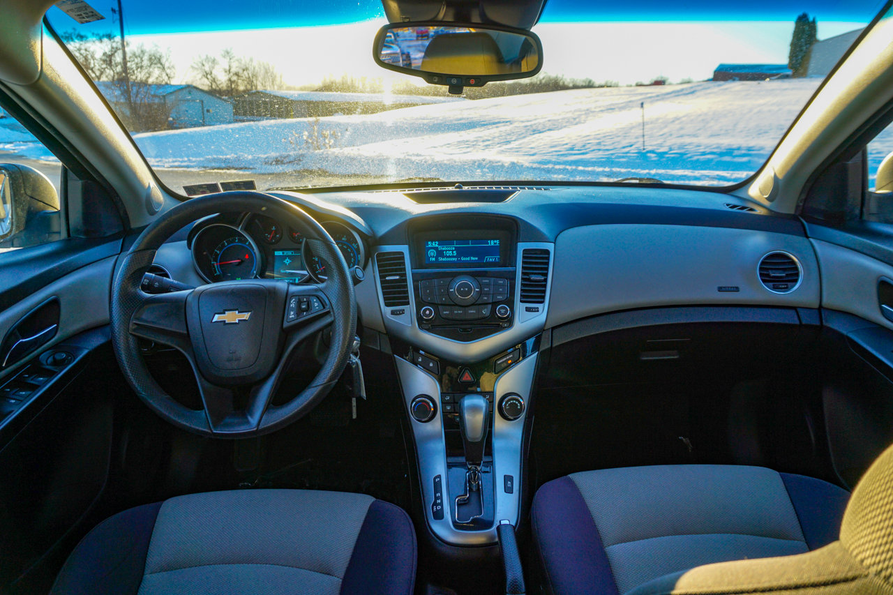 Used 2014 Chevrolet Cruze LS image 10