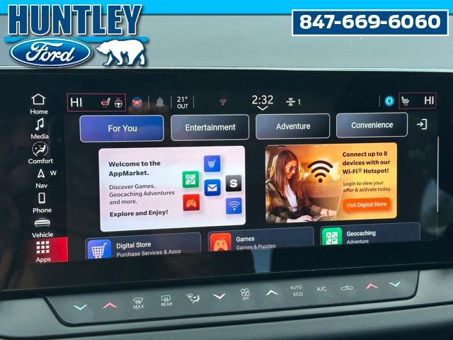 Used 2025 Dodge Charger R/T w/ Sun & Sound Package image 20