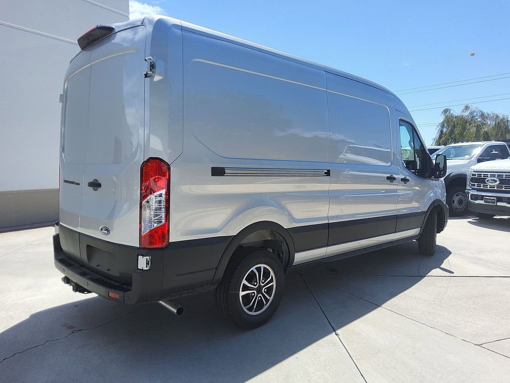 New 2026 Ford Transit 250 148 Medium Roof w/ Exterior Upgrade Package RWD image 18