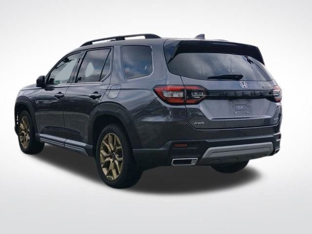 Used 2023 Honda Pilot Elite image 12