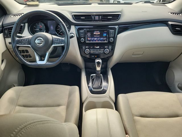 Certified 2021 Nissan Rogue Sport SV FWD image 15