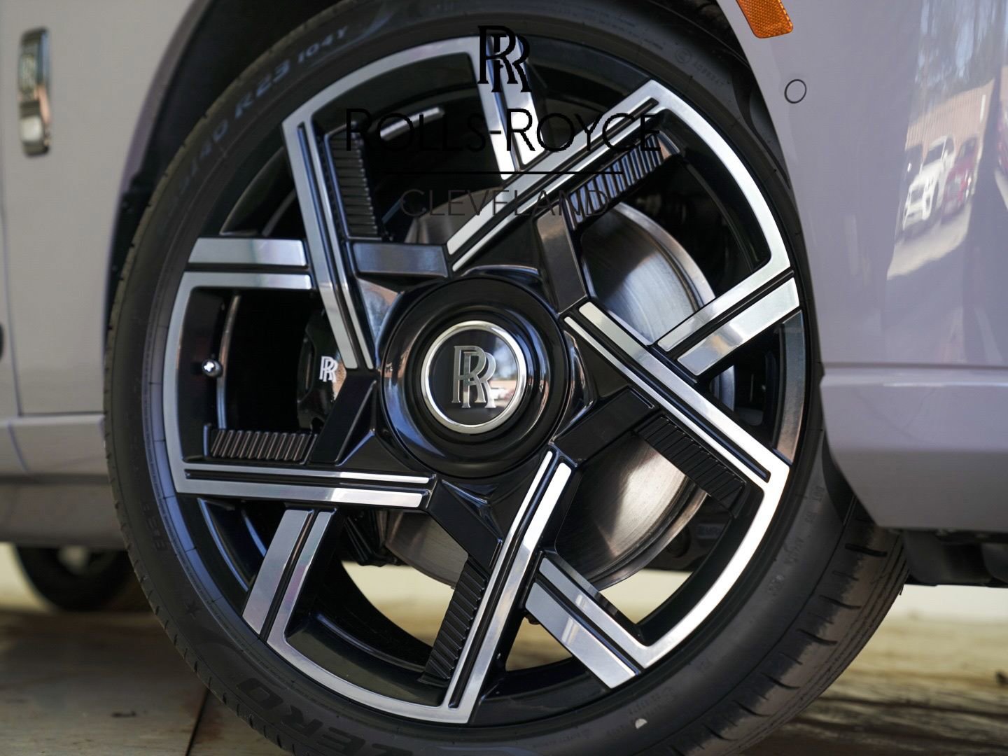 New 2026 Rolls-Royce Cullinan Black Badge image 11