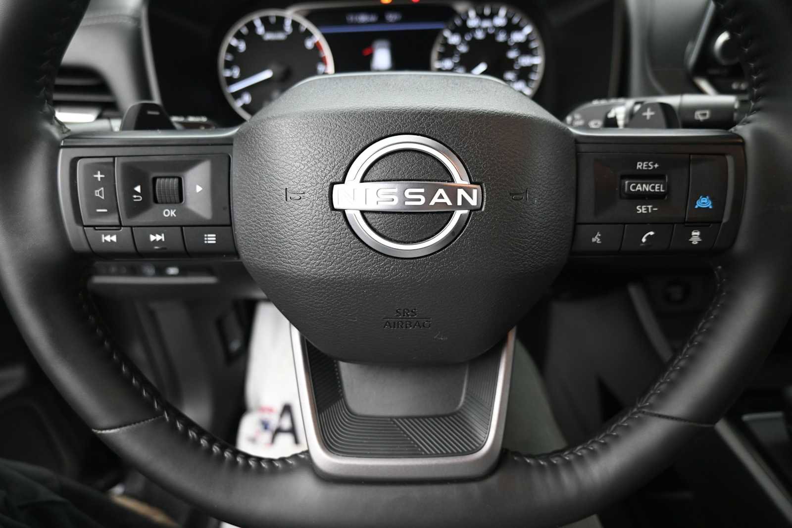 Used 2025 Nissan Rogue SV AWD/4WD image 6