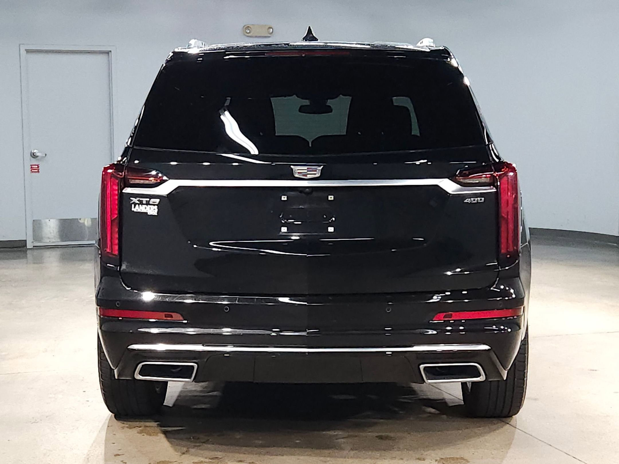 Used 2025 Cadillac XT6 Premium Luxury image 6