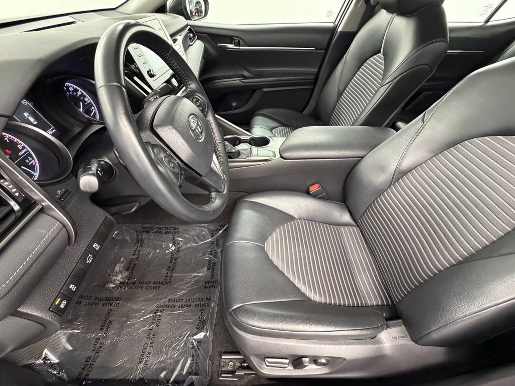 Certified 2022 Toyota Camry SE image 20