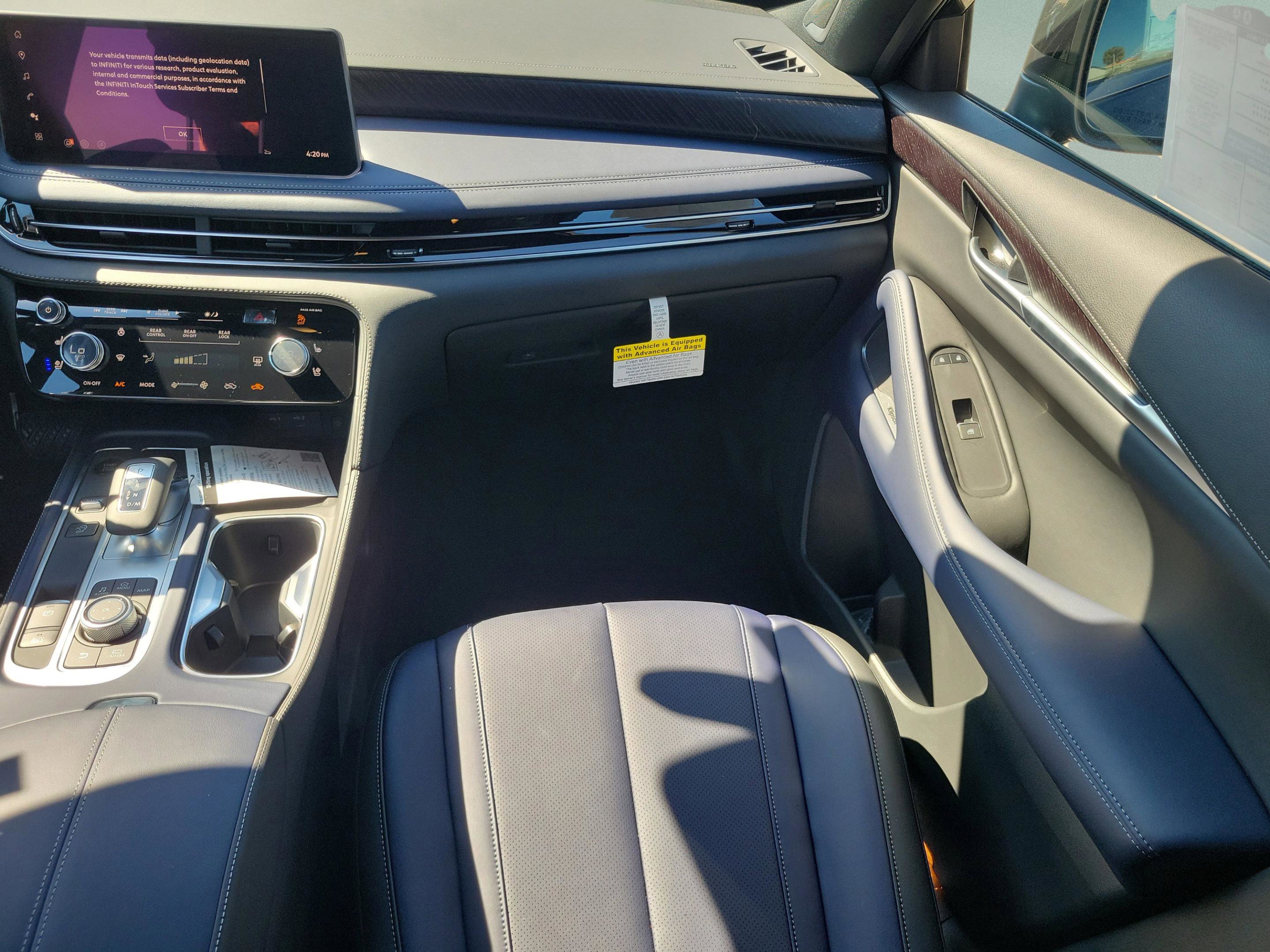 New 2026 INFINITI QX60 Sport w/ Dark Cargo Package image 11