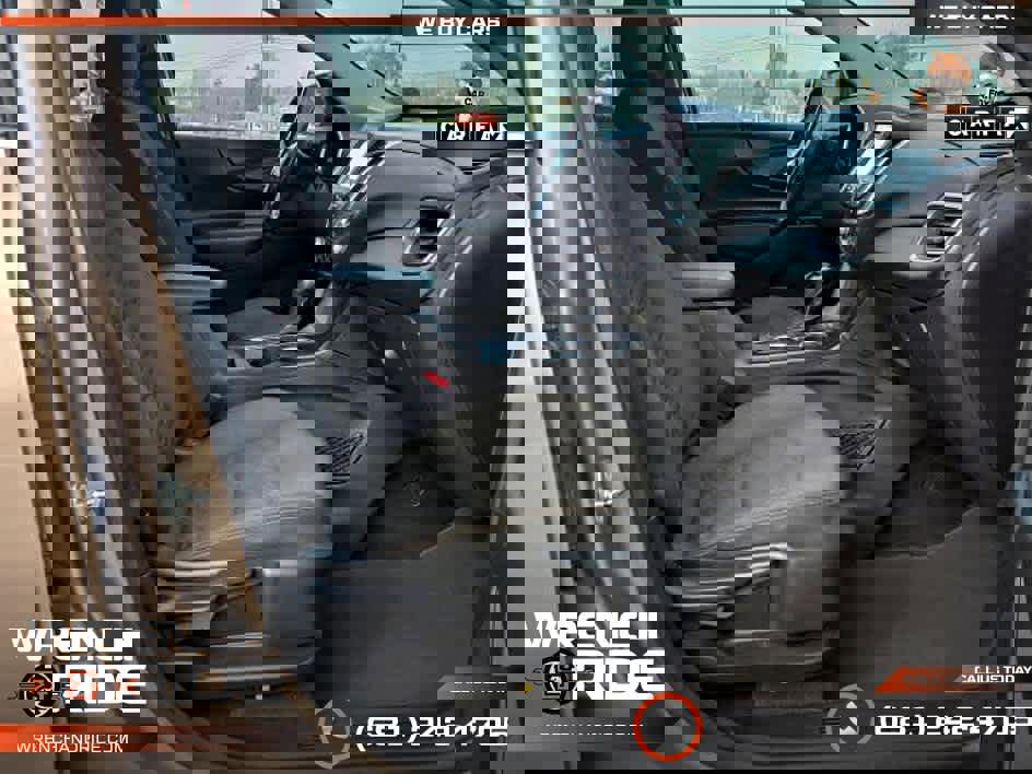 Used 2018 Chevrolet Equinox LT image 23