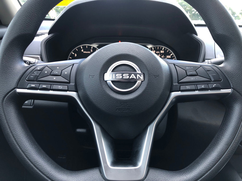 Used 2024 Nissan Altima 2.5 SV FWD image 9