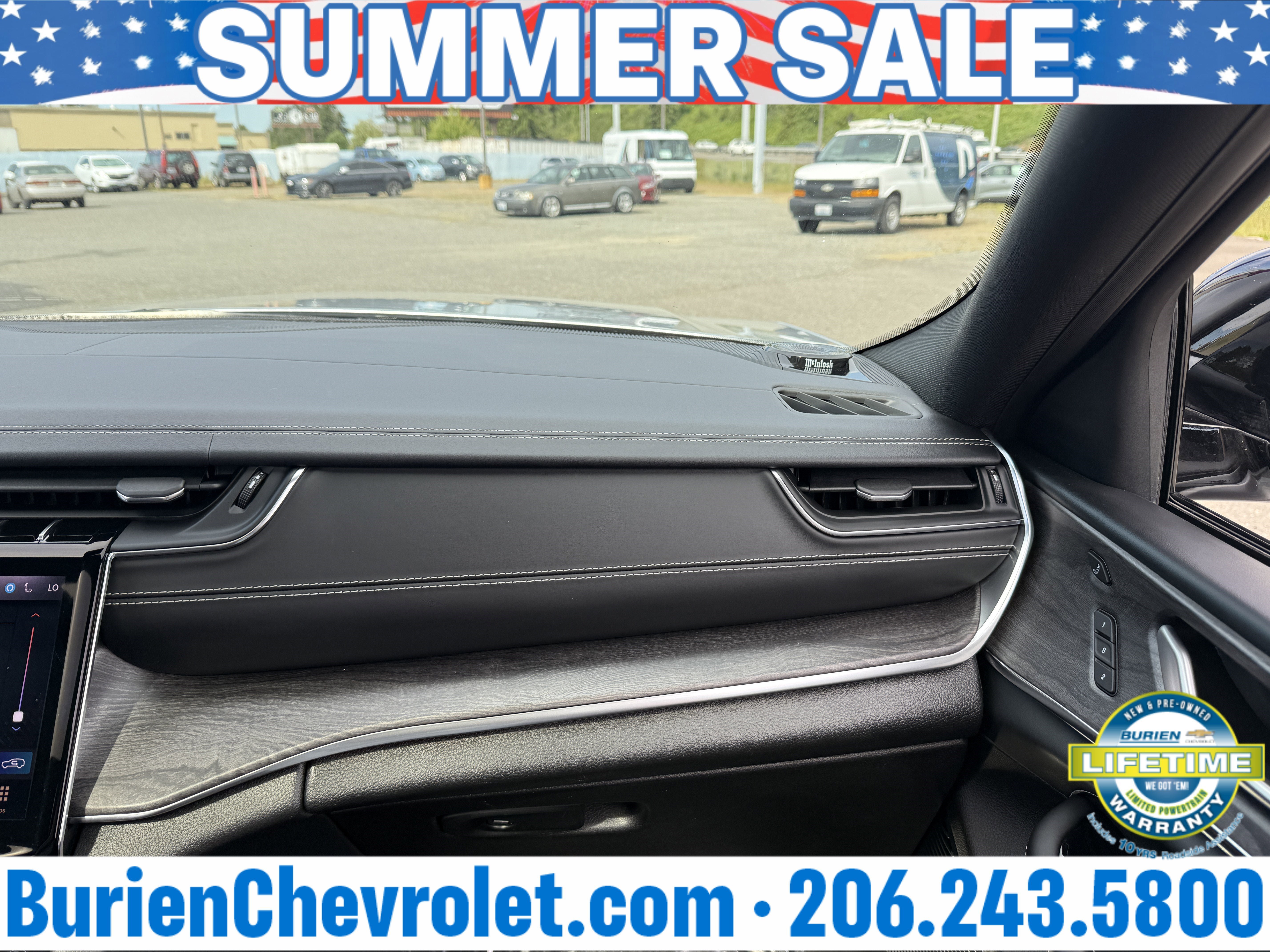 Used 2022 Jeep Grand Cherokee Overland w/ Adv Protech Group III AWD/4WD image 23