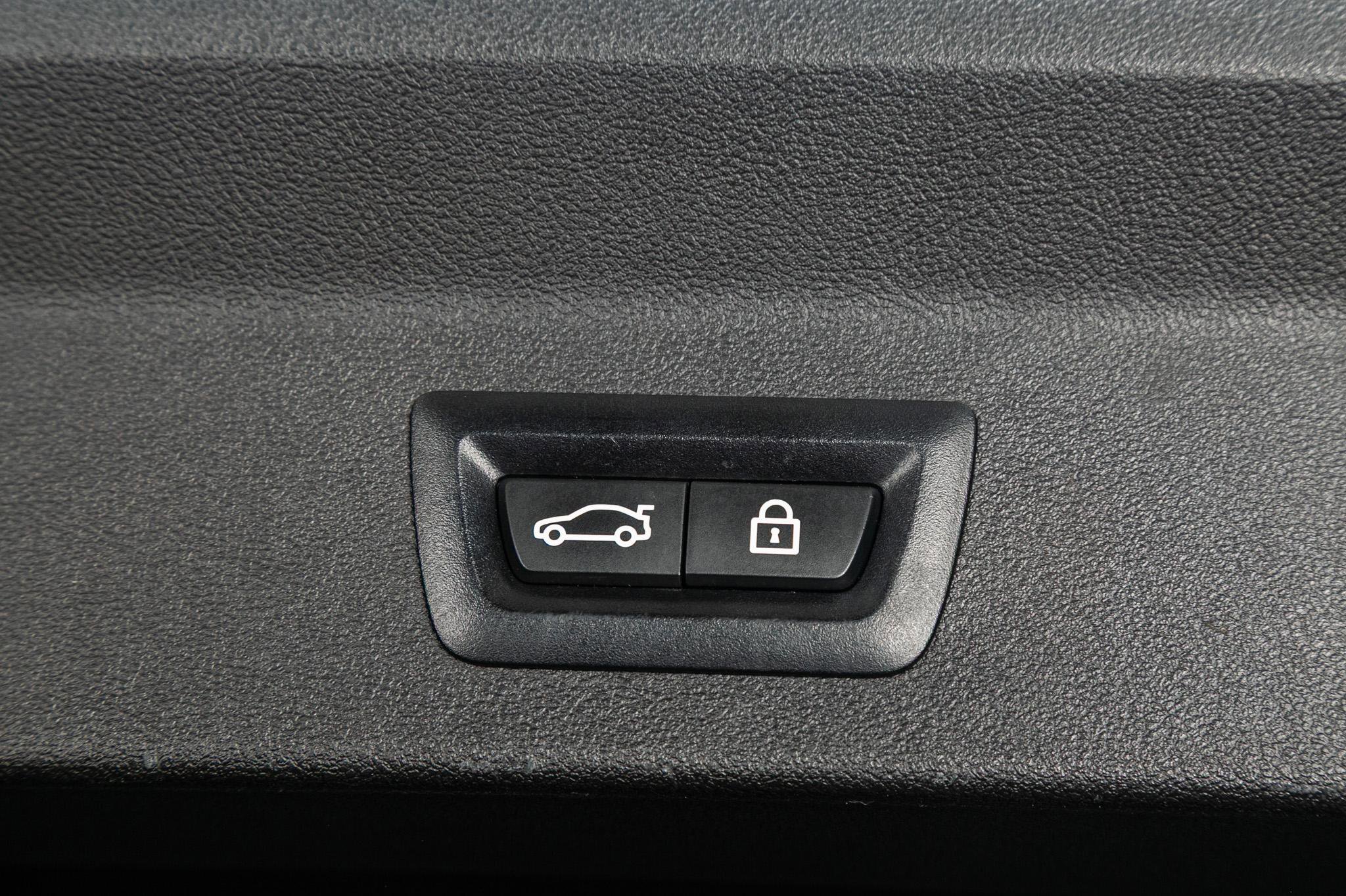 Used 2020 BMW X3 sDrive30i w/ Premium Package image 25